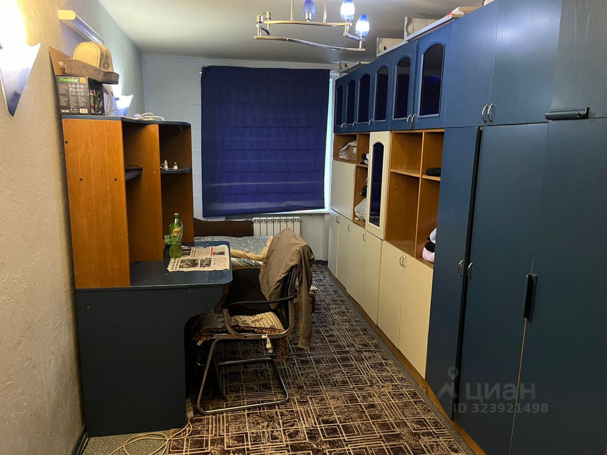 Продажа 3-комн квартиры на вторичном рынке Алтайская улица, 26