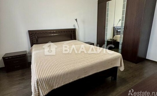 Продажа 3-комн квартиры на вторичном рынке Октябрьский пгт, 60 лет Победы ул,  д. 10А