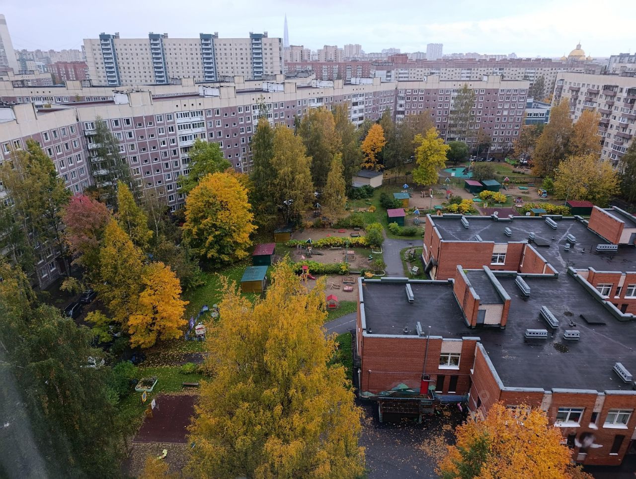 Аренда 1-комн квартиры на вторичном рынке Комендантский проспект, 28К1