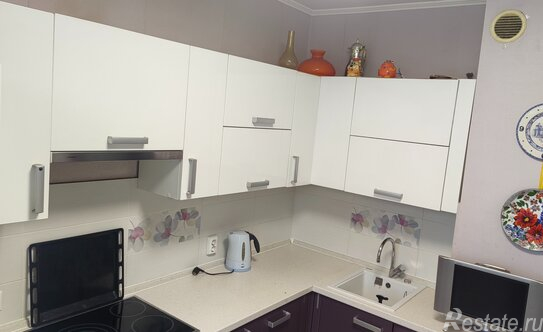 Продажа 2-комн квартиры на вторичном рынке Туристская улица