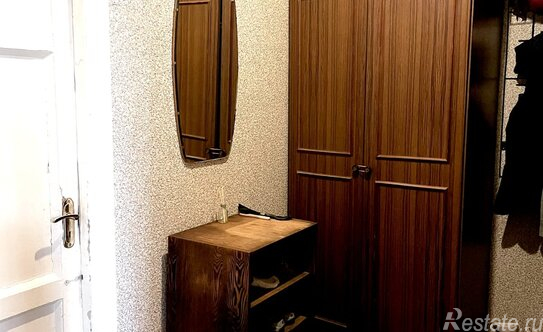 Продажа 4-комн квартиры на вторичном рынке Заячий переулок,  д. 6/18