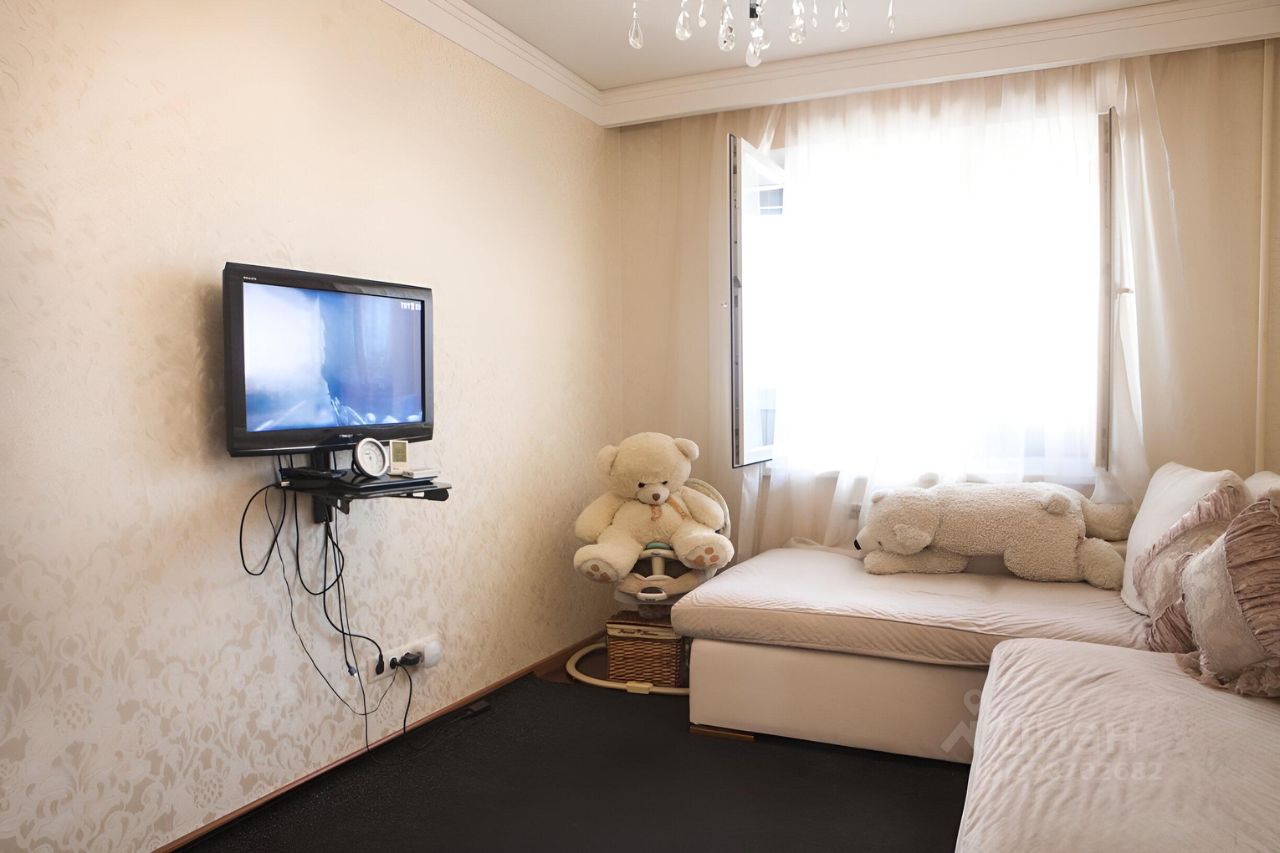 Аренда 1-комн квартиры на вторичном рынке Юбилейный мкр, улица Ленинская, 12