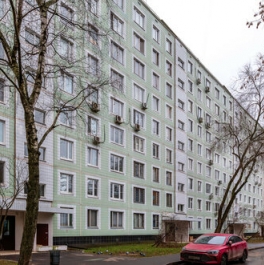 Продажа 1-комн квартиры на вторичном рынке Новочеркасский б-р,  д. 1