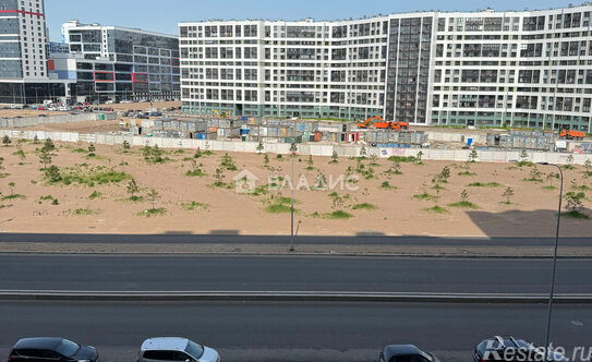 Продажа 2-комн квартиры на вторичном рынке проспект Крузенштерна,  д. 4 с1