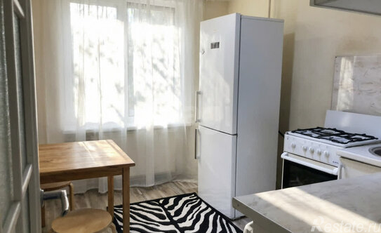 Продажа 1-комн квартиры на вторичном рынке Энергетиков пр-кт,  д. 54 к2