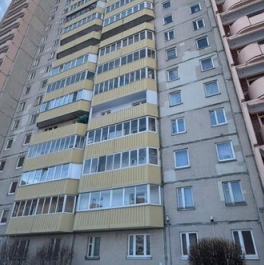 Продажа 2-комн квартиры на вторичном рынке Земский переулок,  д. 9