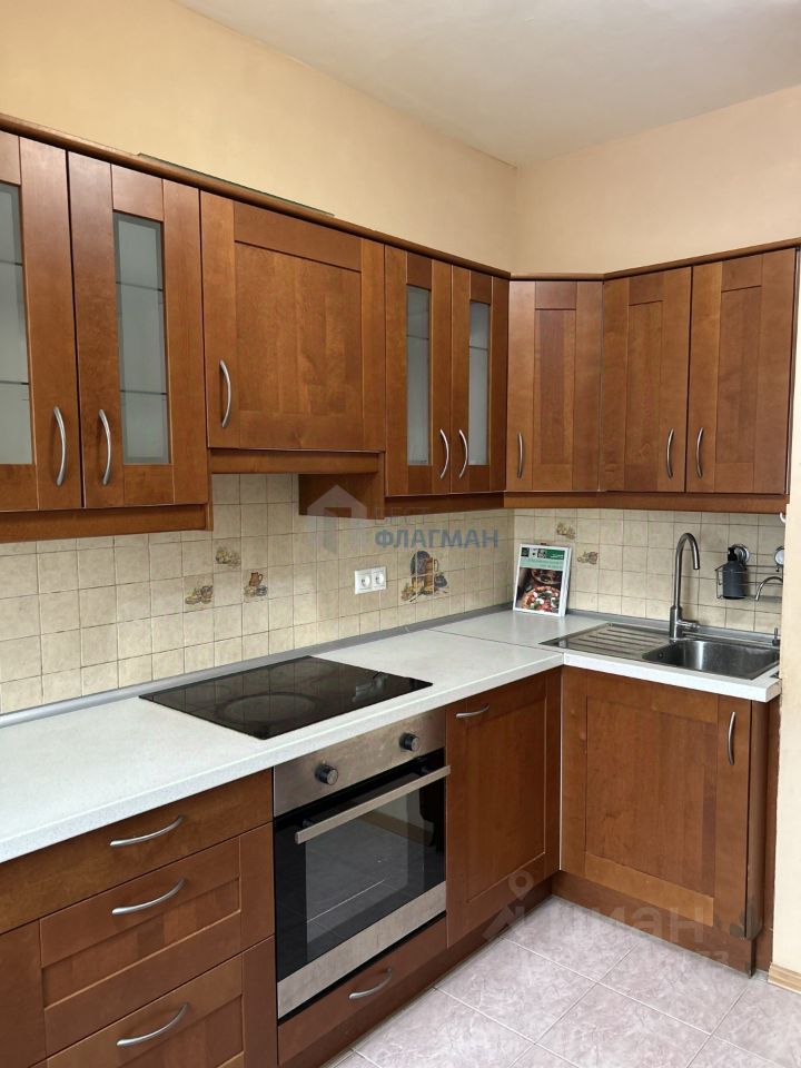 Продажа 2-комн квартиры на вторичном рынке Ярцевская улица, 16