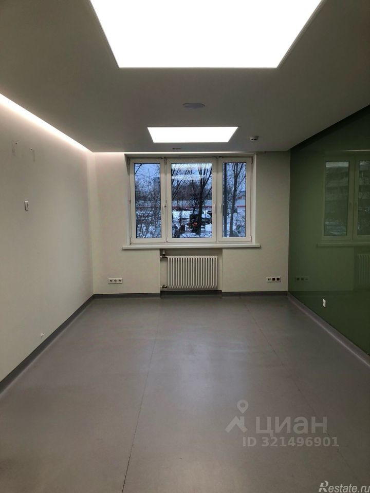 Аренда торгового помещения улица Васильцовский Стан,  д. 11