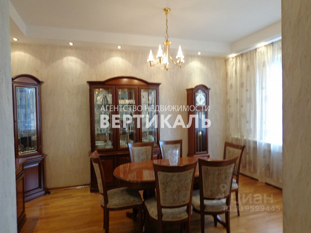 Продажа 4-комн квартиры на вторичном рынке Наставнический переулок, 6