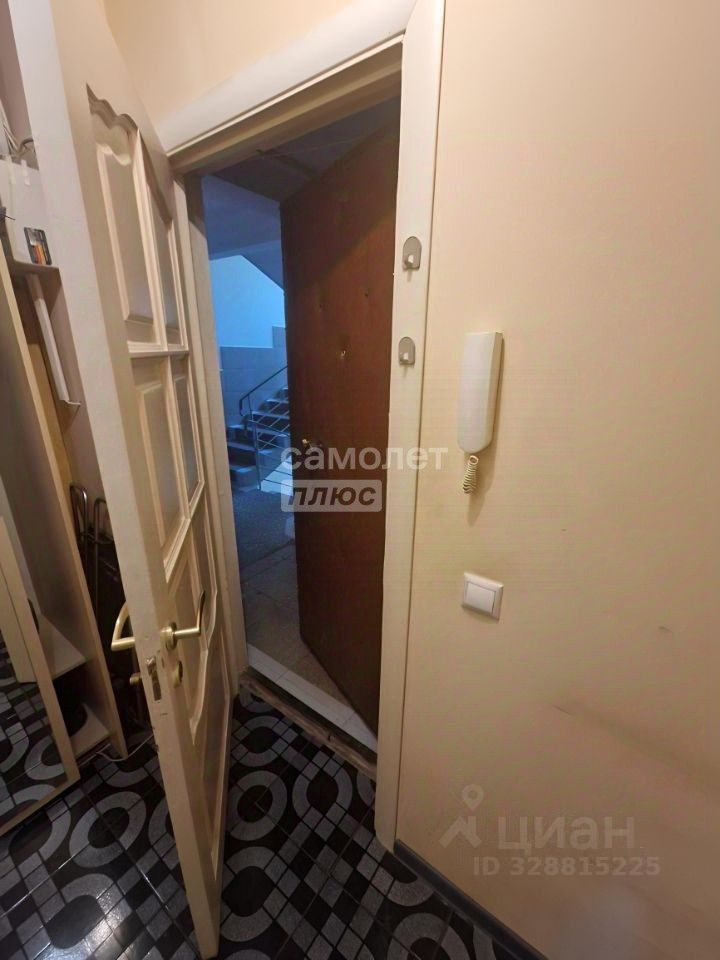 Продажа 1-комн квартиры на вторичном рынке Ореховый бульвар, 39К2