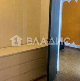 Продажа 3-комн квартиры на вторичном рынке Очаковская Б. ул,  д. 12 к3