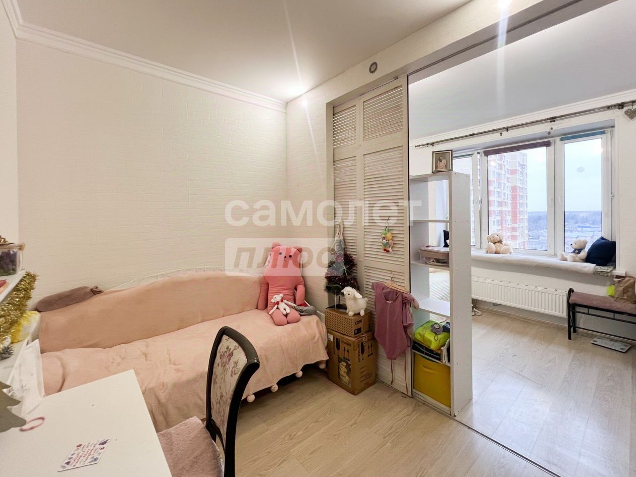 Продажа 2-комн квартиры на вторичном рынке Западный мкр, улица Лунная, 29