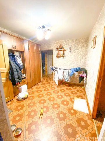 Продажа 3-комн квартиры на вторичном рынке рощинская улица въезд,  д. 9,  к. 3