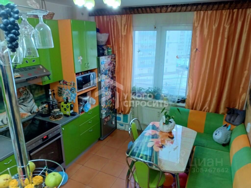 Продажа 3-комн квартиры на вторичном рынке дорога Муринская, 78