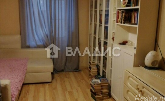 Продажа 4-комн квартиры на вторичном рынке 14-я линия