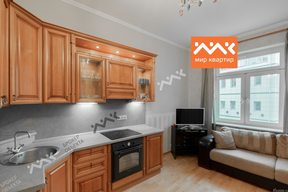 Продажа 1-комн квартиры на вторичном рынке Маркина ул,  д. 16а