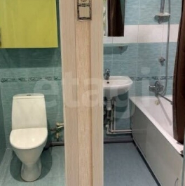 Продажа 3-комн квартиры на вторичном рынке Туристская улица,  д. 19 к4