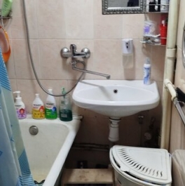 Продажа 2-комн квартиры на вторичном рынке Архивная улица,  д. 3