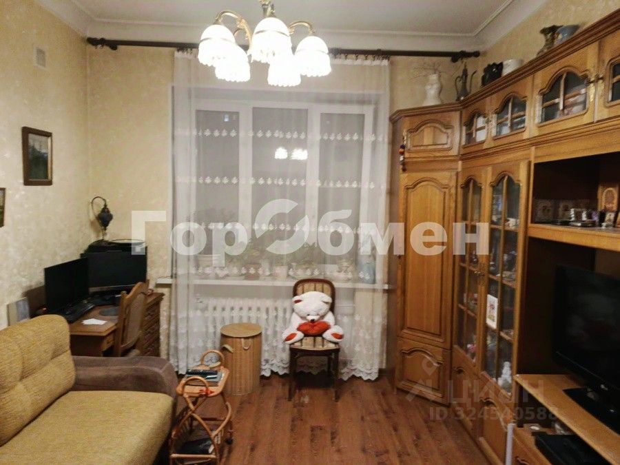 Продажа 2-комн квартиры на вторичном рынке Мариупольская улица, 4