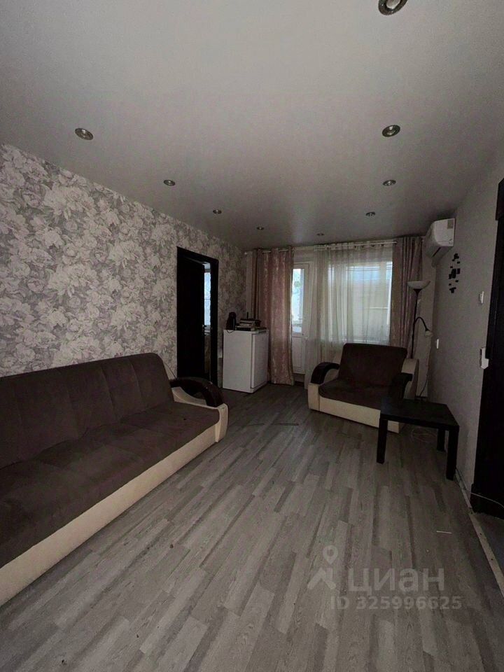 Продажа 2-комн квартиры на вторичном рынке Чехов, улица Полиграфистов, 19