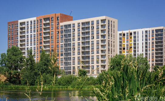 Продажа 3-комн квартиры на вторичном рынке ул Гатчинская,  д. 27