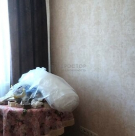 Продажа 2-комн квартиры на вторичном рынке Череповецкая улица,  д. 4