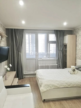 Продажа 1-комн квартиры на вторичном рынке Красногорск, улица имени Зверева,  д. 4