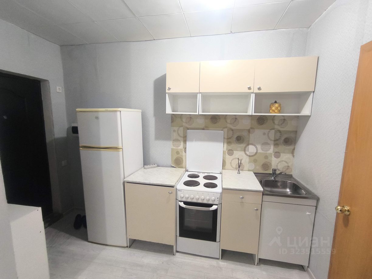 Продажа 2-комн квартиры на вторичном рынке Андреевка пгт, улица Староандреевская, 43к2