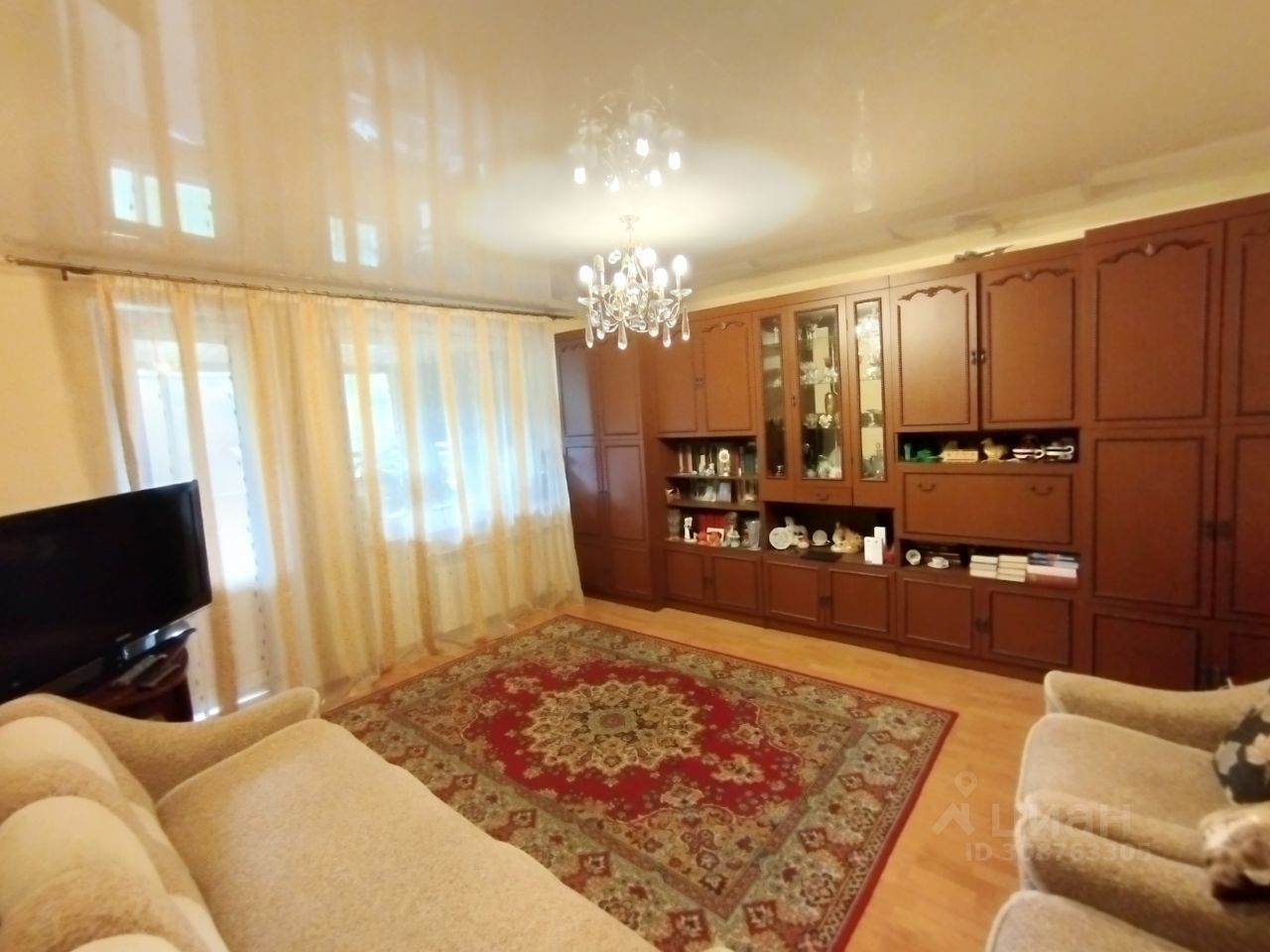 Продажа 2-комн квартиры на вторичном рынке проспект Художников, 5К3