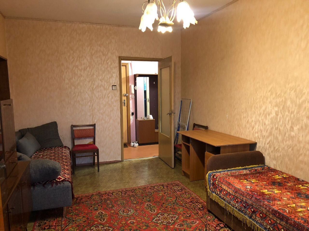 Продажа 1-комн квартиры на вторичном рынке Сиреневый бульвар, 2К1