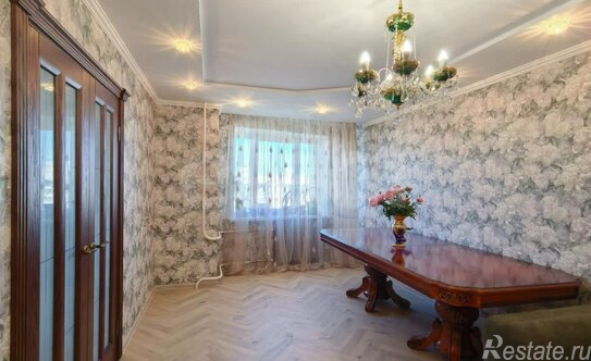 Продажа 2-комн квартиры на вторичном рынке Комендантский пр-кт,  д. 25 к1