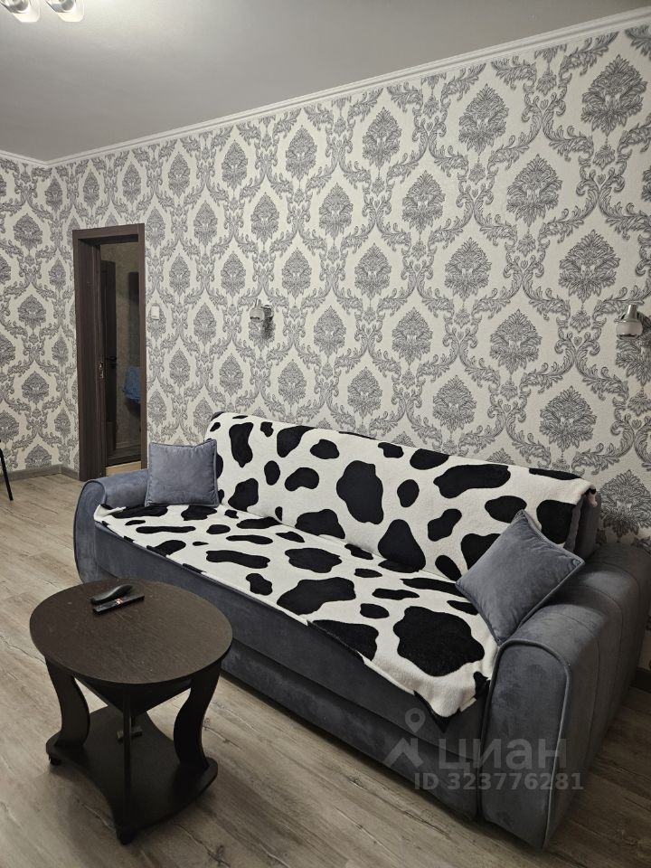 Продажа 2-комн квартиры на вторичном рынке Ельнинская улица, 20к1