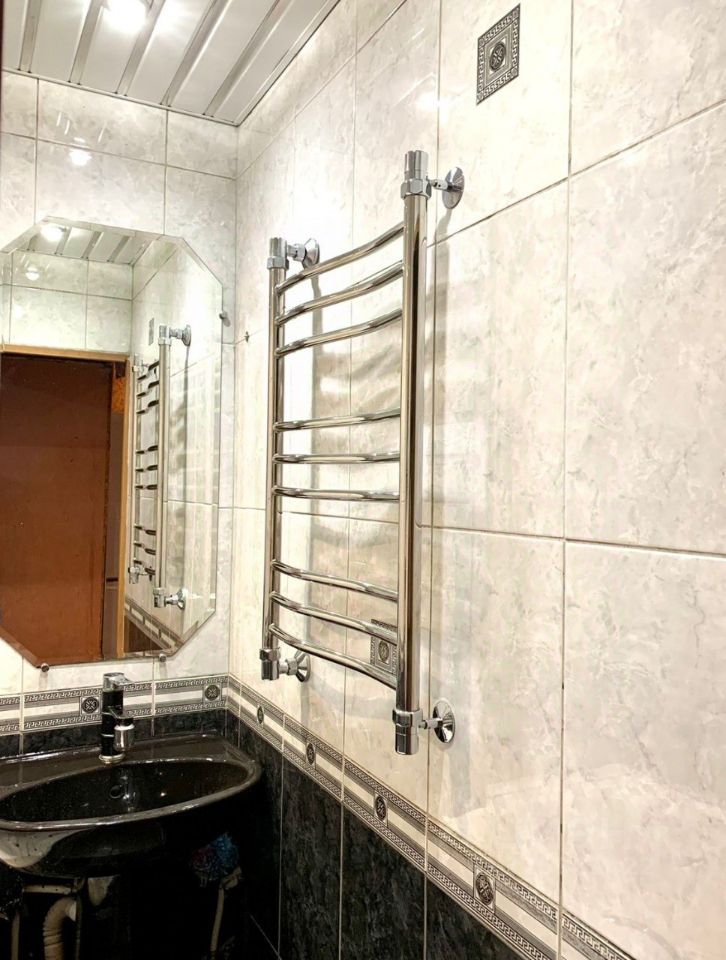 Продажа 4-комн квартиры на вторичном рынке улица Симонова, 7К1