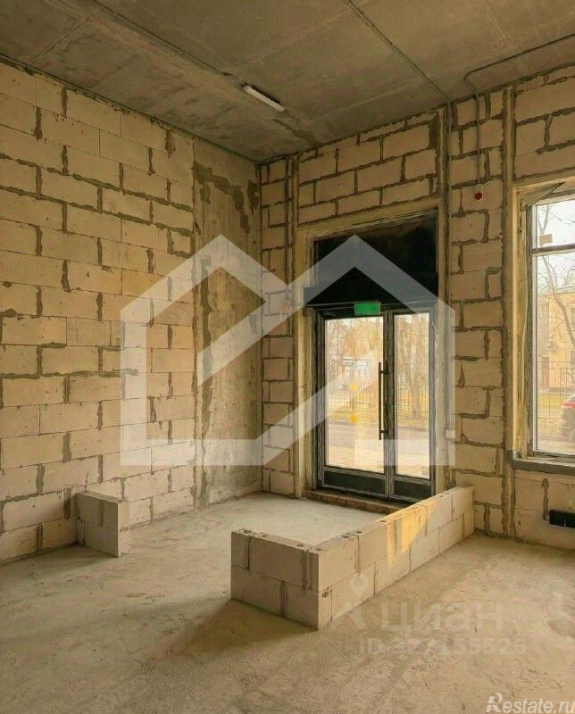 Продажа торгового помещения Красноказарменная улица,  д. 15 к4