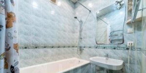 4-комн квартира Обуховской обороны пр-кт,  д. 93