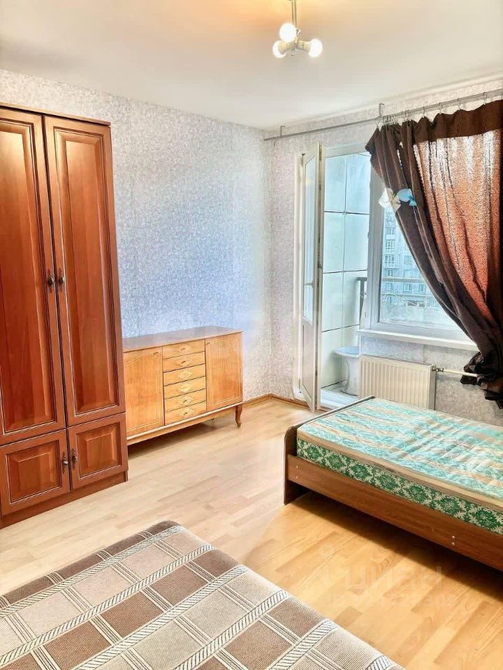 Продажа 3-комн квартиры на вторичном рынке пос. Шушары, Славянка тер., улица Ростовская, 26к1