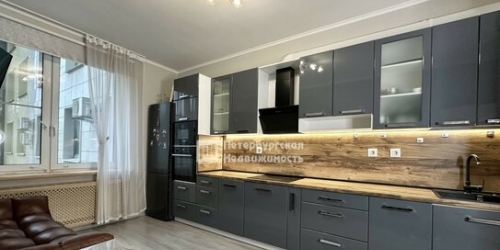 2-комн квартира ул Адмирала Коновалова,  д. 2-4