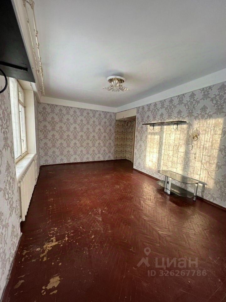 Продажа 2-комн квартиры на вторичном рынке проспект Космонавтов, 20К3