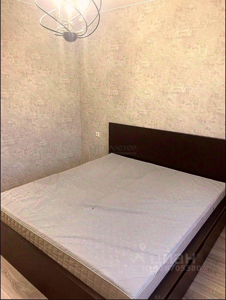 Продажа 2-комн квартиры на вторичном рынке проспект Куприна, 40к1