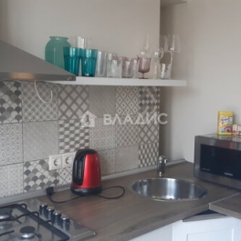 Продажа 2-комн квартиры на вторичном рынке улица Константина Царёва,  д. 4