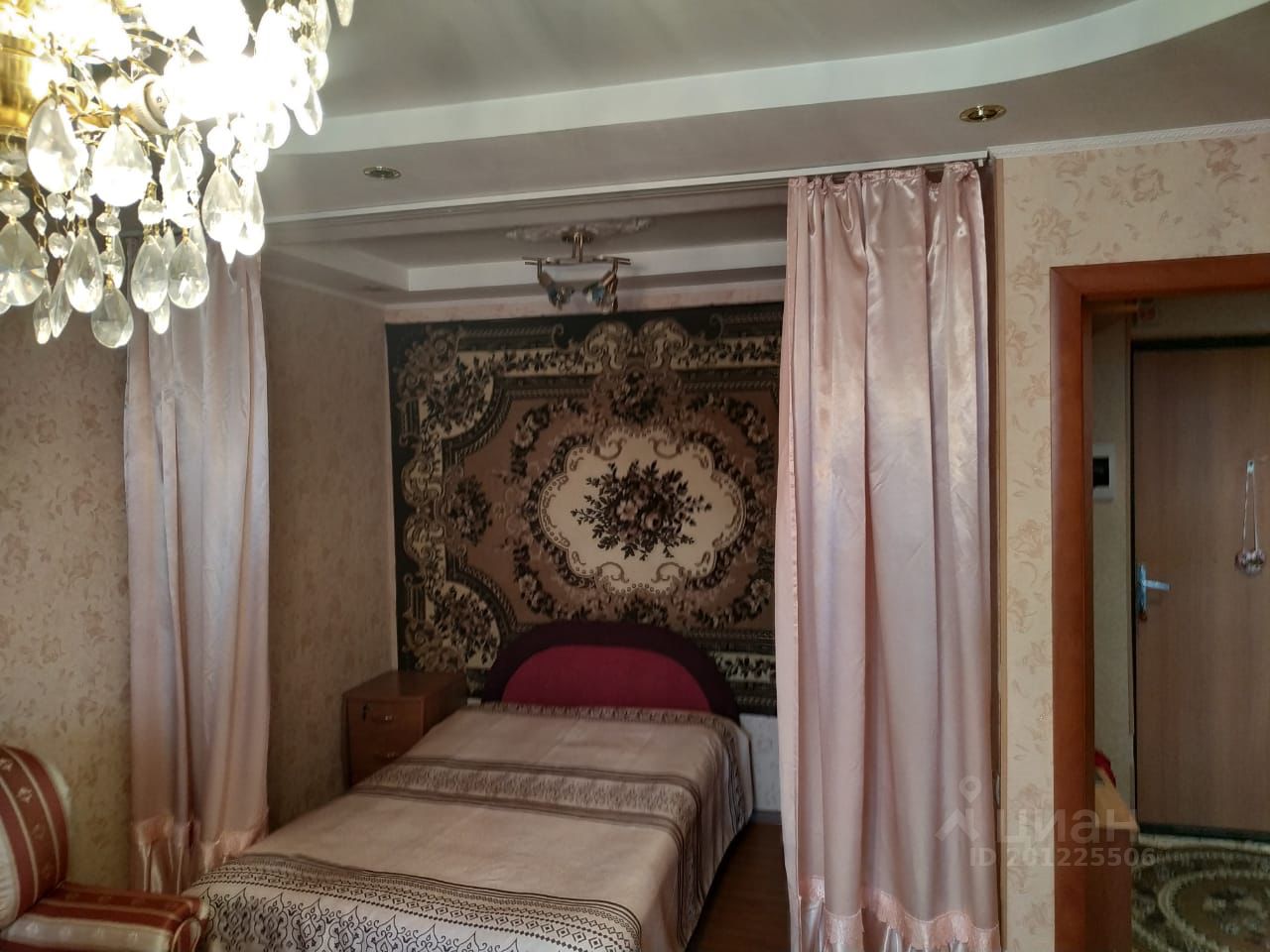 Продажа 1-комн квартиры на вторичном рынке Саратовская улица, 1К1