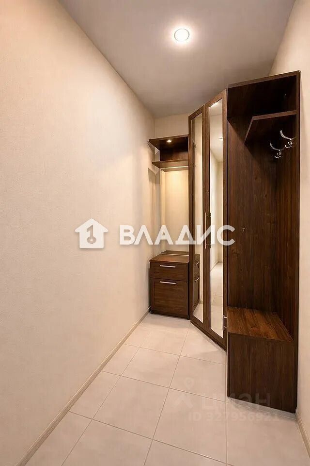 Продажа 1-комн квартиры на вторичном рынке Одинцово, улица Сколковская, 3А
