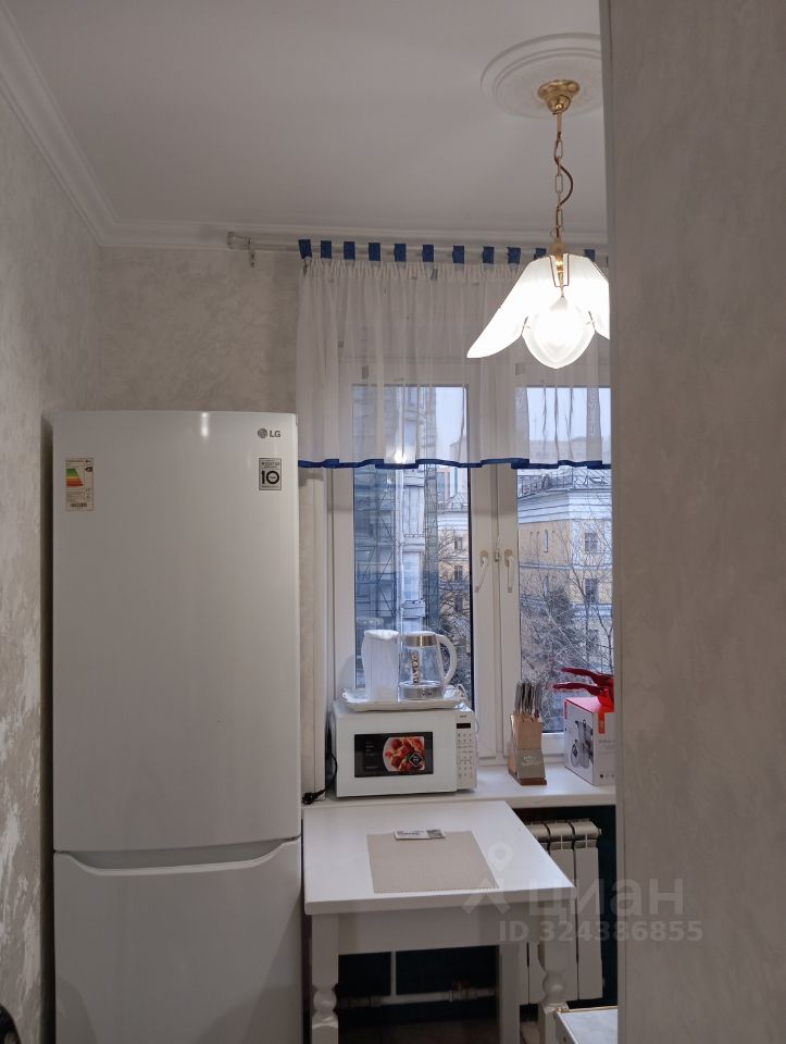 Аренда 2-комн квартиры на вторичном рынке Новодевичий проезд, 4