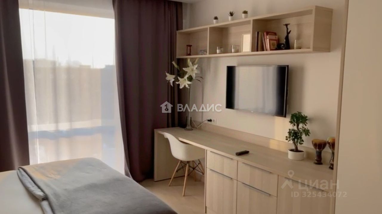 Продажа студии Социалистическая улица, 21