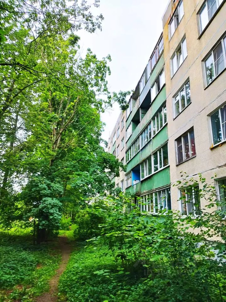 Продажа 2-комн квартиры на вторичном рынке Рощино пгт, переулок Садовый, 5