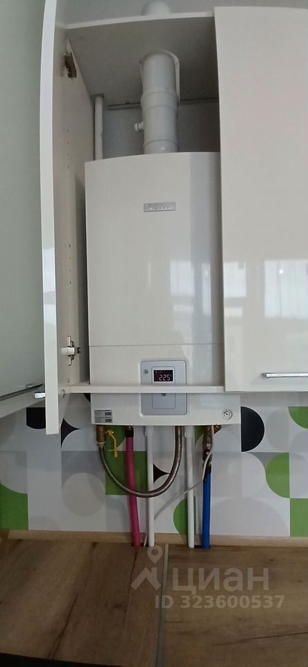 Продажа 3-комн квартиры на вторичном рынке пос. Мещерино, улица 4-й квартал, 10