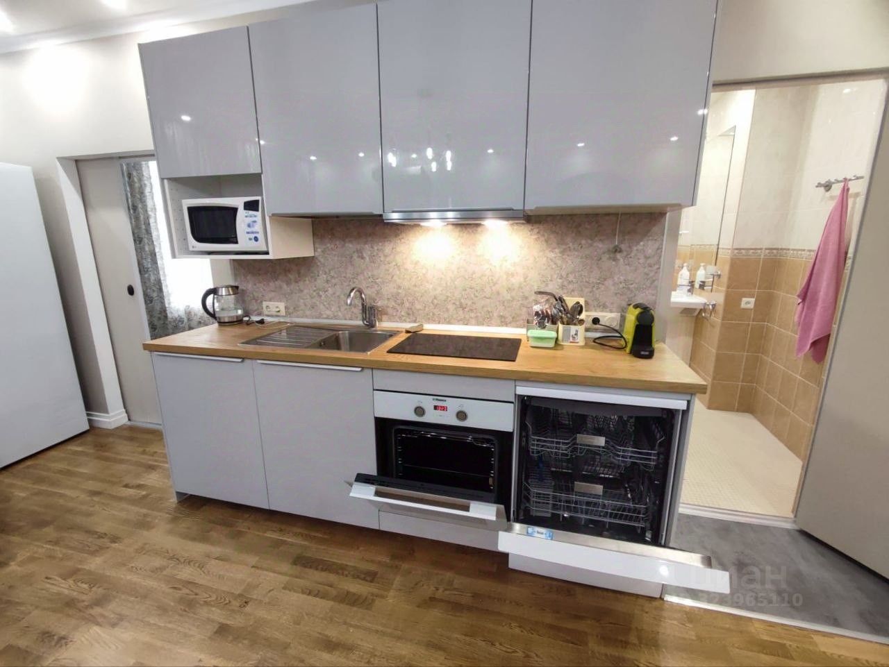 Продажа 2-комн квартиры на вторичном рынке переулок Плотников, 20/21