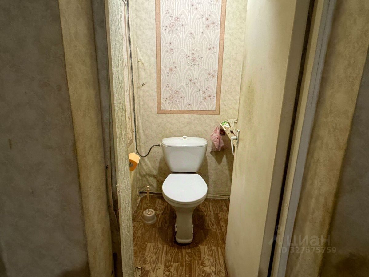 Продажа комнаты Литейный проспект, 35