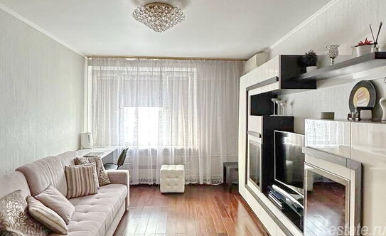 Продажа 2-комн квартиры на вторичном рынке улица Яблочкова,  д. 23 к2