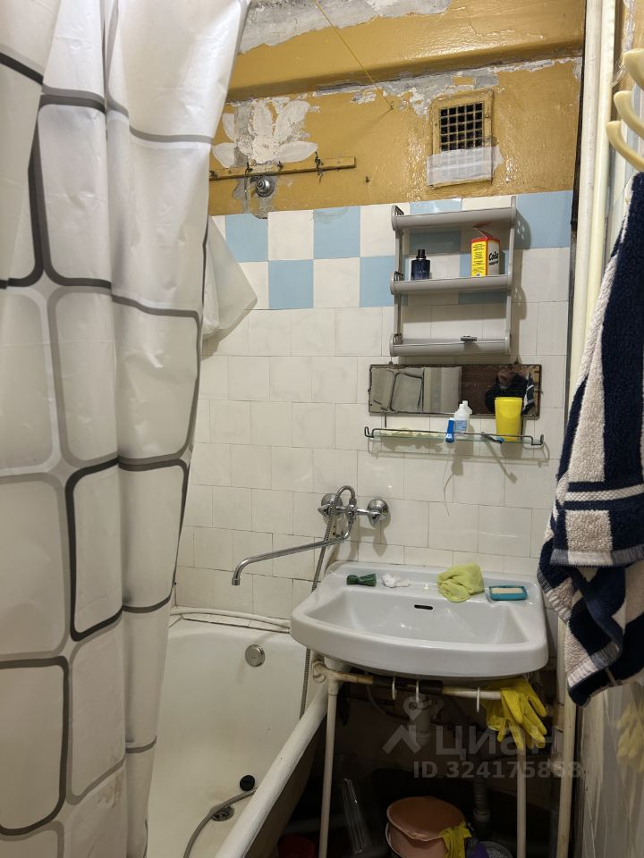 Продажа 2-комн квартиры на вторичном рынке Заневский проспект, 59